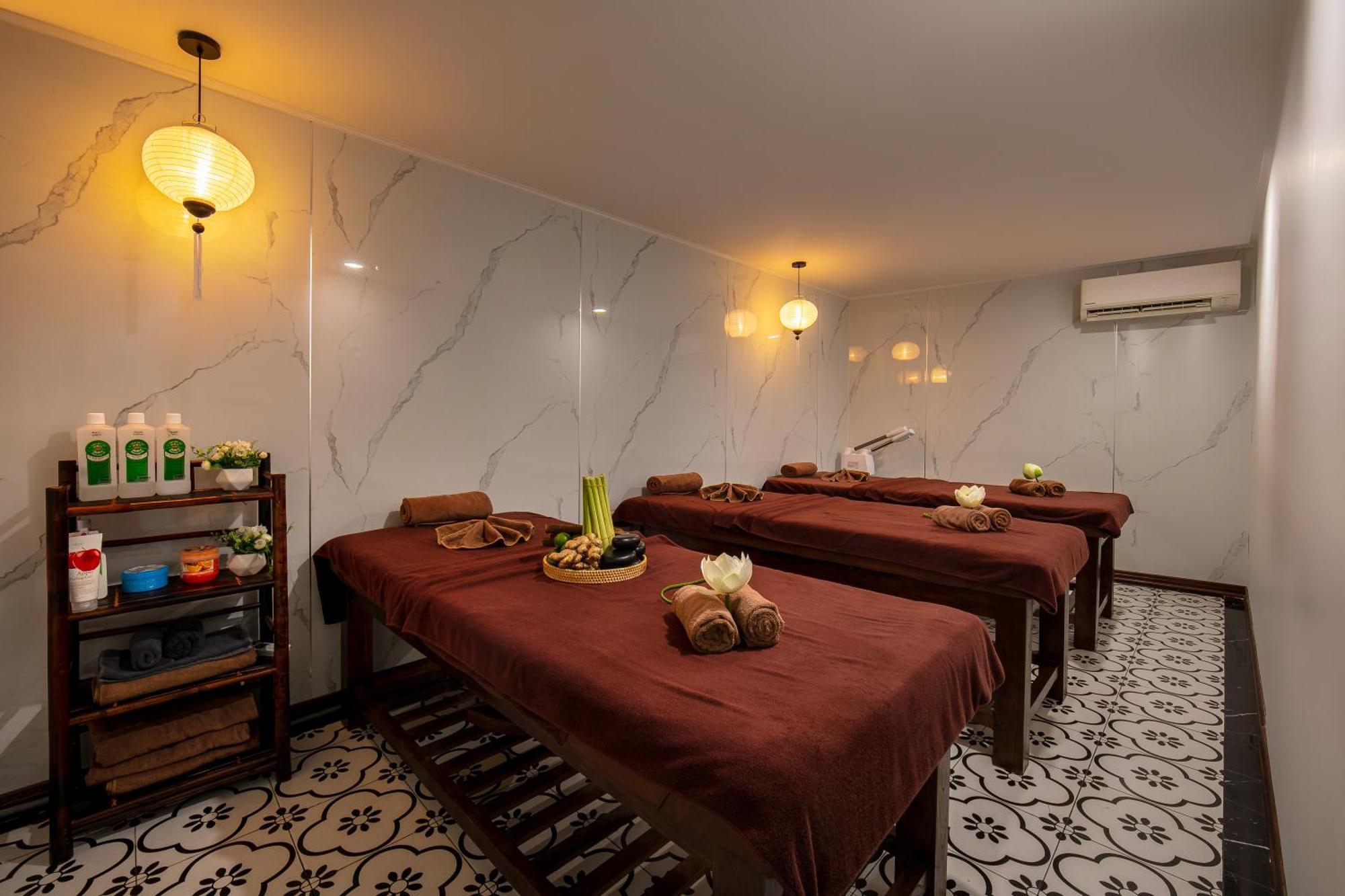 Media Central Hotel & Spa ハノイ市 エクステリア 写真