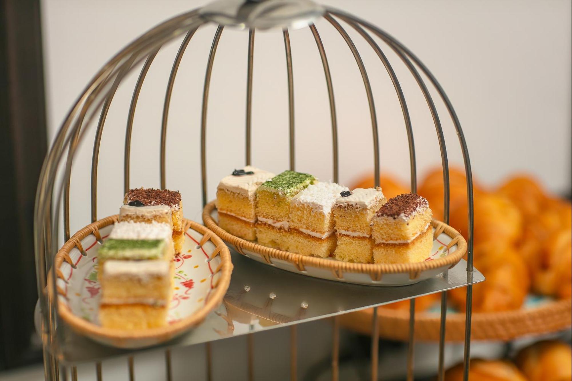 Media Central Hotel & Spa ハノイ市 エクステリア 写真